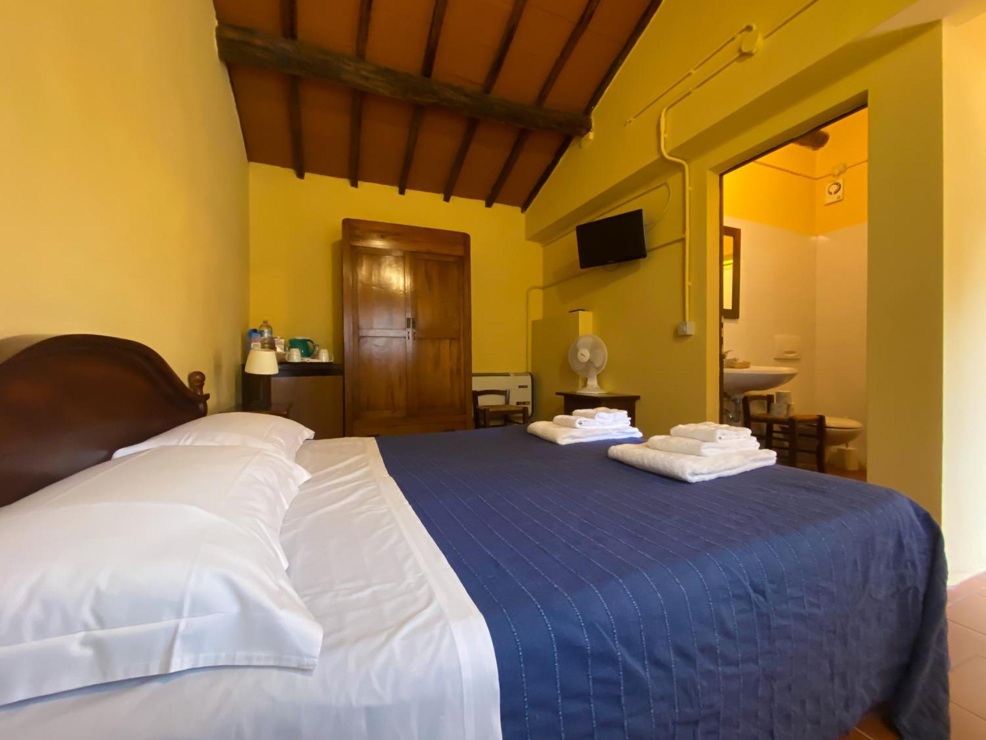 Fattoria Agriturismo Nerbona Casole dʼElsa Kültér fotó
