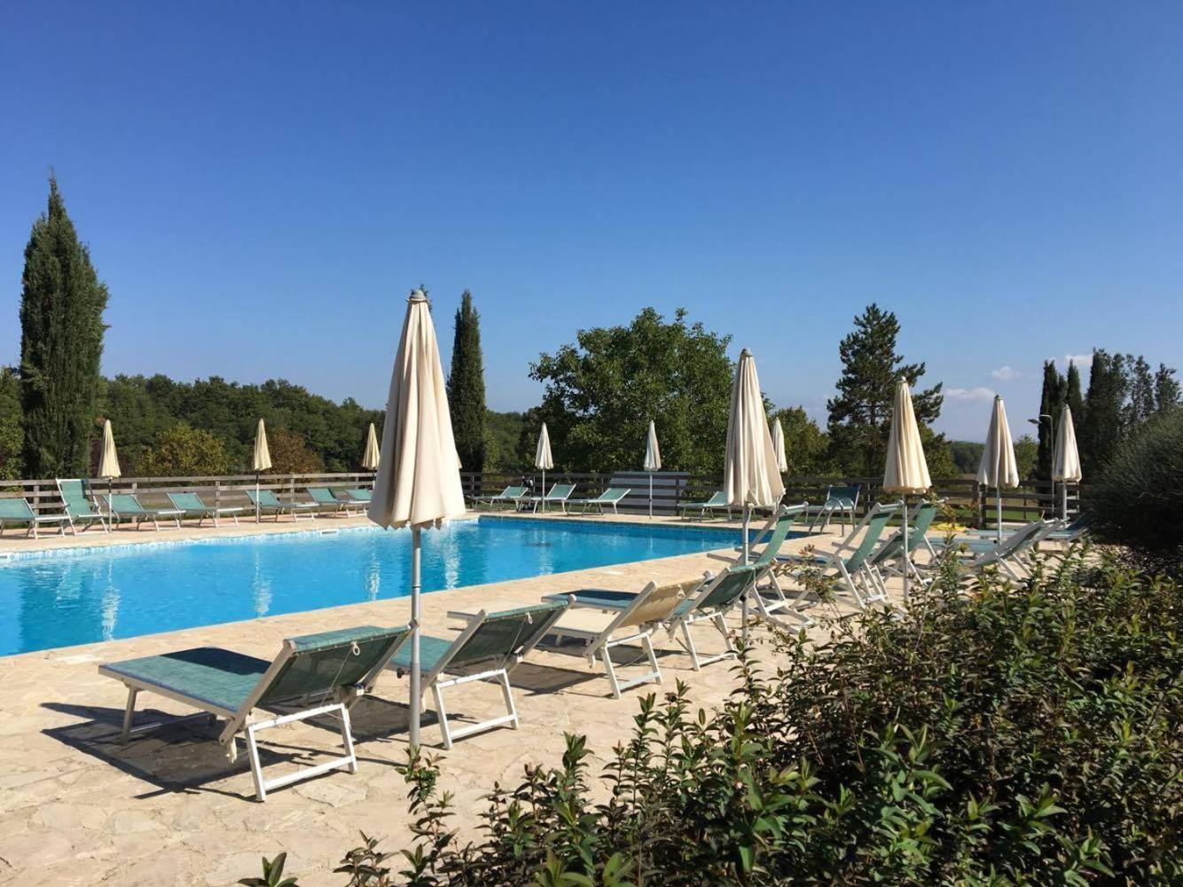 Fattoria Agriturismo Nerbona Casole dʼElsa Kültér fotó
